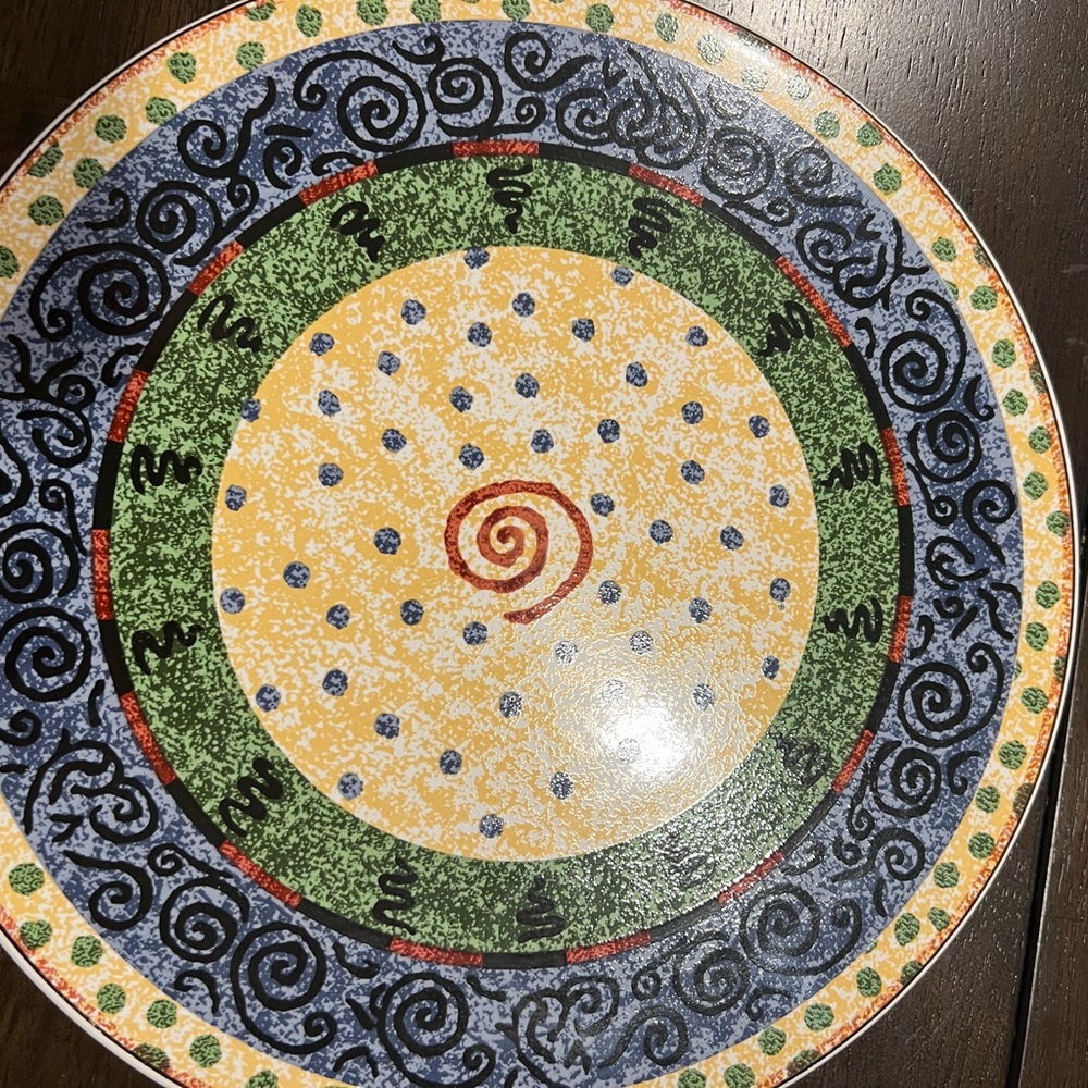 Furio confetti 9 1/2 inch round trivet